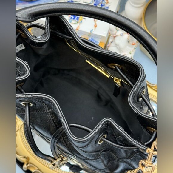 🆕 TORY BURCH 🧿 NWOT Fleming Soft Large Bucket Bag, Black Leather Diamond Quilt - Picture 11 of 16